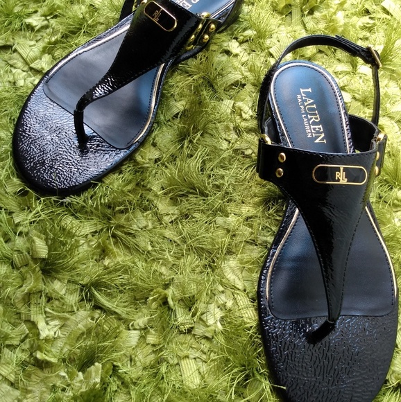 Ladies Ralph Lauren Sandals NWOT - Picture 2 of 3